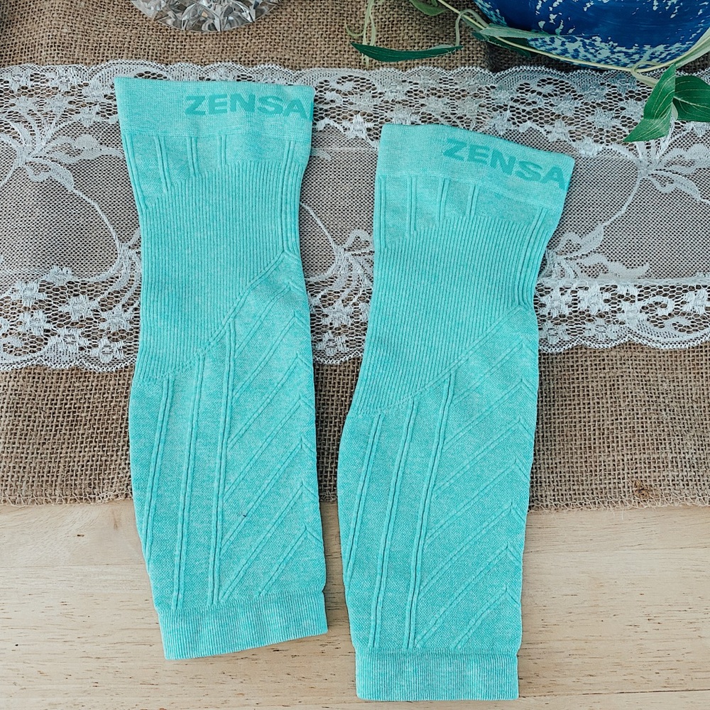 Compression calf sleeves